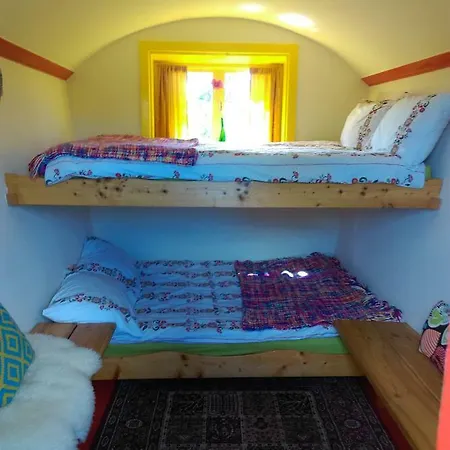 Kemping Kittys Cosy Camping